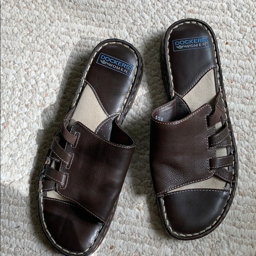 Dockers Women 9M Brown Leather Sandals